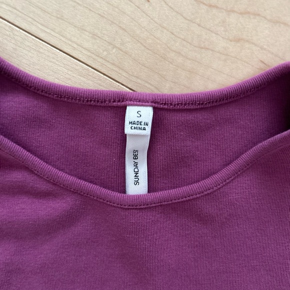 Aritzia Sunday Best cropped tank - Picture 3 of 4